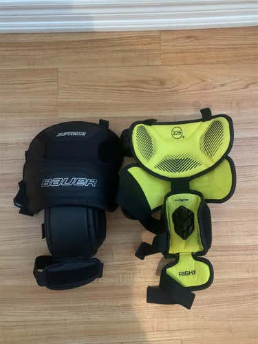 New Bauer Supreme Goalie Knee Pads. Size Large