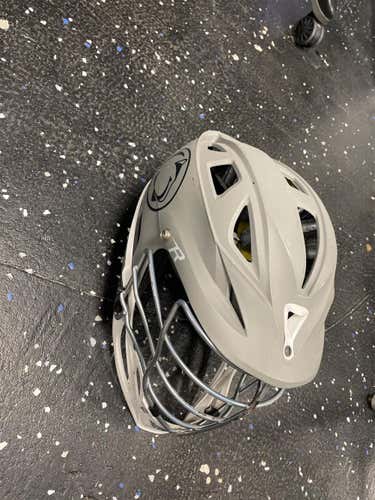 Gray Adult Player's Cascade R Helmet