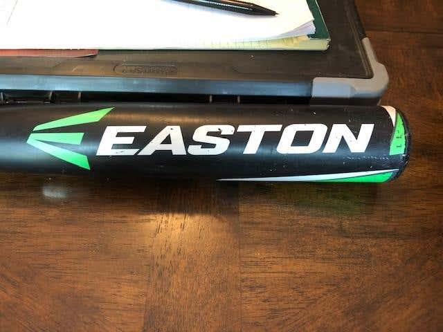 Used Kid Pitch (9YO-13YO) USSSA Certified Easton Composite Mako Bat (-11) 17 oz 28"