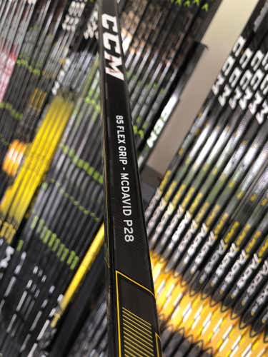 Senior Left Hand Super Tacks AS2 Pro Toe Pattern Hockey Stick