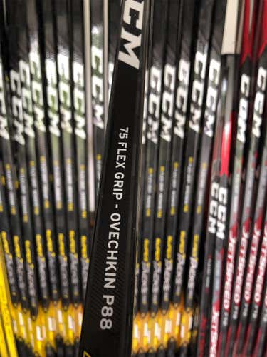 Senior Left Hand Super Tacks AS2 Pro Mid Pattern Hockey Stick