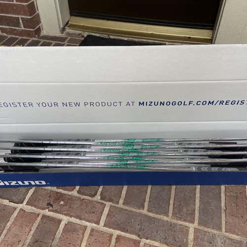 Men's Right Handed JPX 921 Hot Metal Stiff Flex Steel Shaft Iron Set