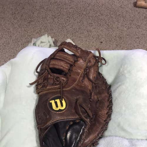 Brown High School/College First Base A800 12" Baseball Glove
