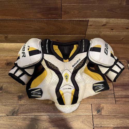 Senior Small Bauer Supreme Total One  Shoulder Pads