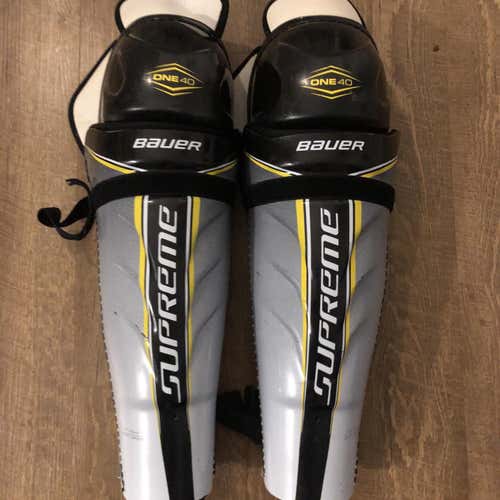 17" Used Bauer Supreme One40 Shin Pads