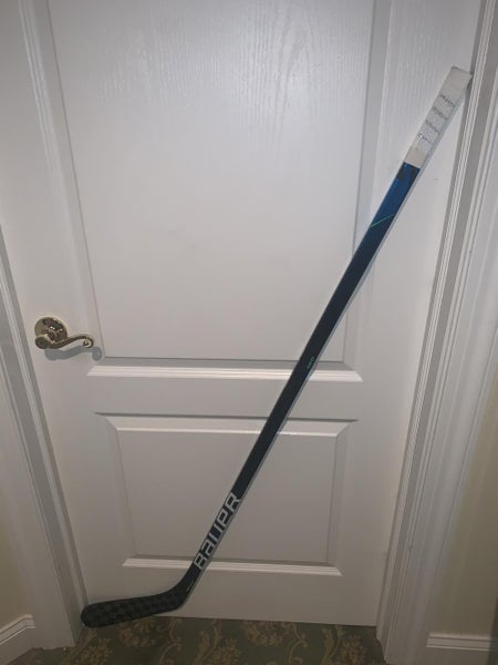 BAUER NEXUS GEO HOCKEY STICK RH 77 P92