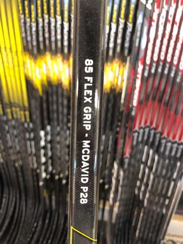 Senior Right Handed Super Tacks AS2 Pro Toe Pattern Hockey Stick
