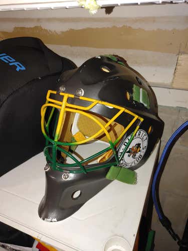 Bauer - Profile 950 Goalie Mask - Used - Large