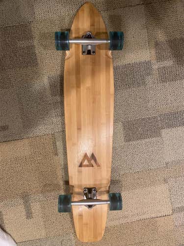 Magneto 44 Inch Kicktail Cruiser Longboard, Blue Wheels