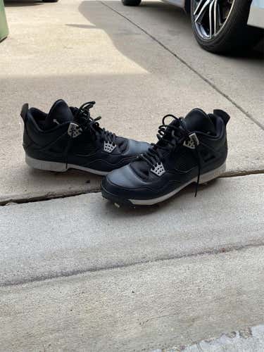 Air Jordan Retro 4 Baseball Cleats