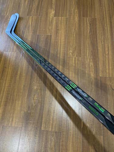 CCM Trigger 5 Pro RH 85 Flex P28M