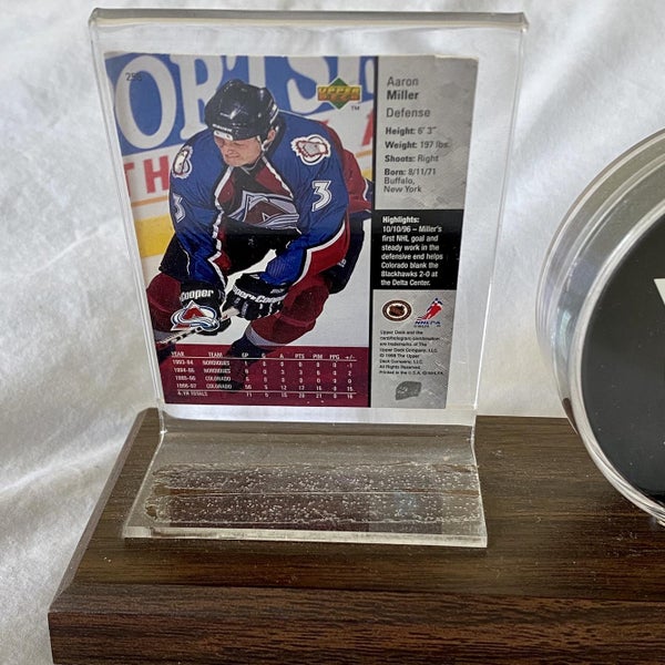 COLORADO AVALANCHE AARON MILLER AUTOGRAPH NHL HOCKEY PUCK DISPLAY