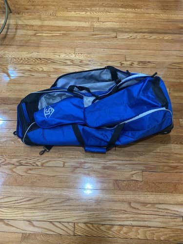 Blue Used Louisville Slugger Bat Bag
