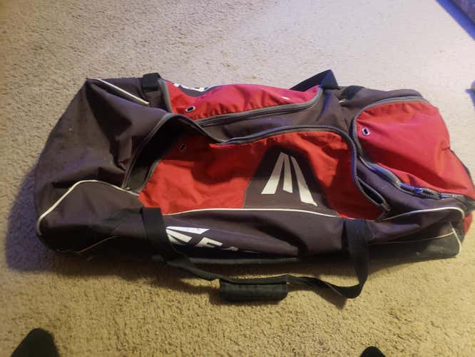 Red Used 35 Inch Rolling Easton Catcher's Bag