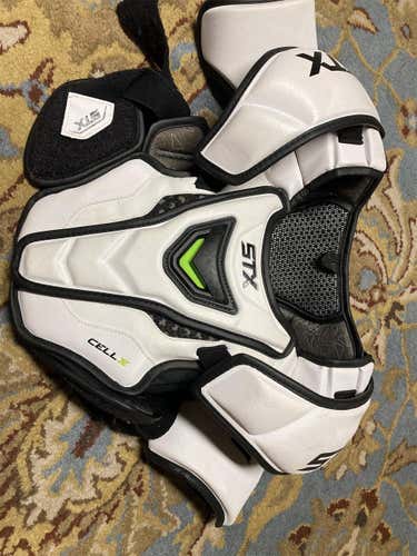 Used Medium STX Cell IV Shoulder Pads
