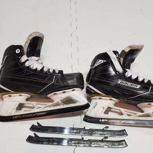 Used Junior Bauer supreme s190 Goalie Skates Regular Width Size 3.5