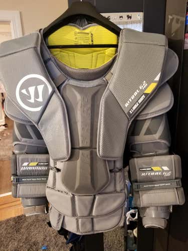 Used Senior XL Warrior Ritual G2 PRO Goalie Chest and Arm Protector Goalie Chest Protector Pro Stock