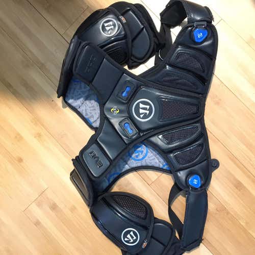 New Large Warrior Evo Pro HitLyte Shoulder Pads