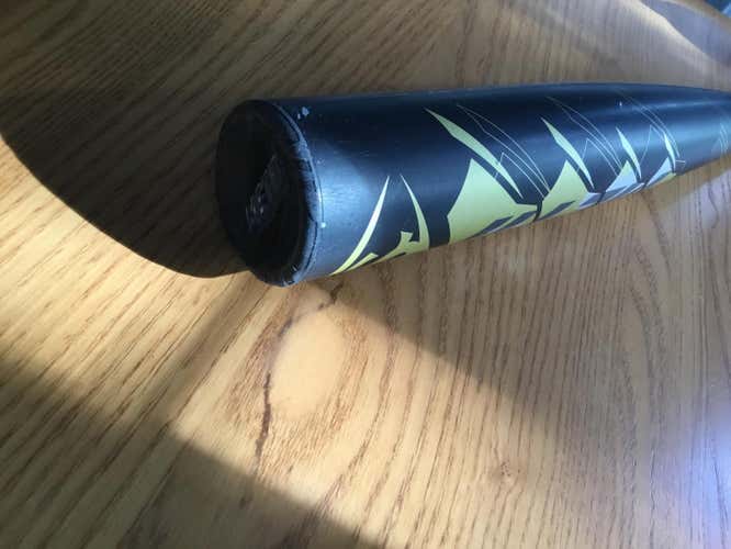 Slightly used 2021 Louisville Slugger Composite Meta Bat (-5) 26 oz 31"