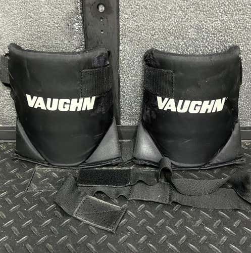 Goalie Knee Thigh Guard Leg Protectors • Vaughn Velocity 2200