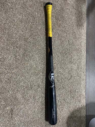 Used Wood C271 30 oz 33" Bat