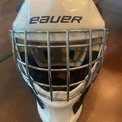 White Used Youth Bauer NME 3 Goalie Mask