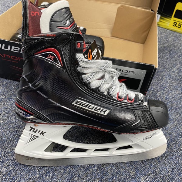 Senior Bauer Vapor 1X Regular Width  Size 8.5 Hockey Skates