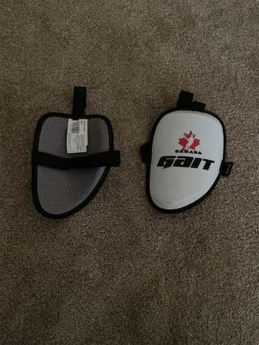 Box Lacrosse bicep guards