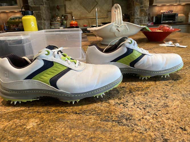 White Men's Size 13 (Women's 14) Footjoy Golf Shoes
