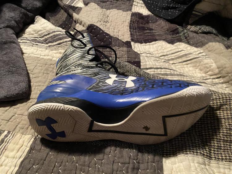 under armour womens shoes size 12