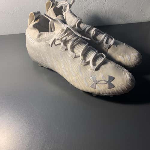 Under Armor Spotlight Size 12
