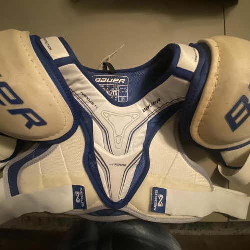 Senior Extra Large Bauer Nexus 7000  Shoulder Pads