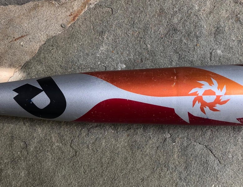 Kid Pitch (9YO-13YO) 2018 Hybrid Voodoo Balanced (-10) 18 oz 28" Bat