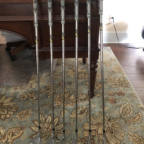 Used Men's TaylorMade Right Handed Rocketbladez Iron Set Stiff Flex Steel Shaft