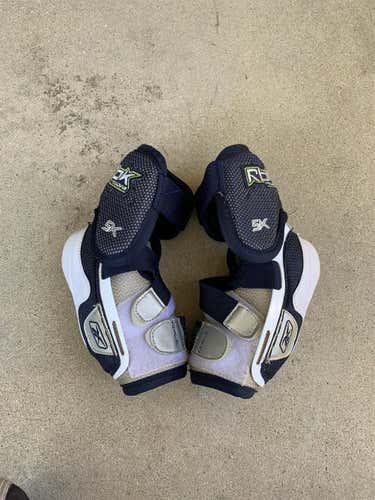 Extra Small  Reebok 5k  Elbow Pads