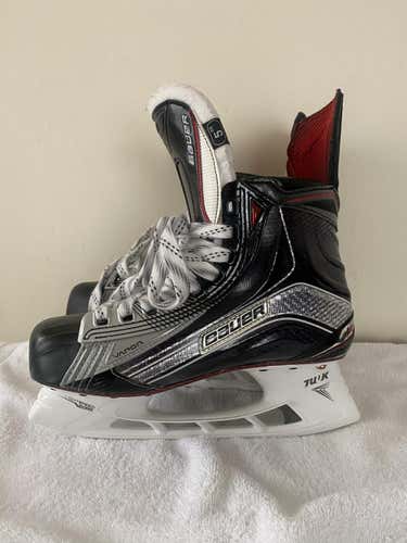 New Bauer Vapor 1X Junior Skates 5EE