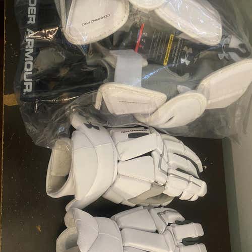 Under Armour Command 2 Pro 13 Inch Gloves And Arm Pads Size Larg