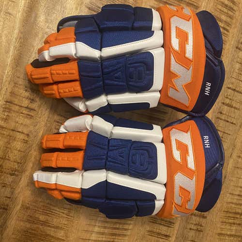 CCM HGCLPR 14" Pro Stock Gloves RNH Edmonton Oilers