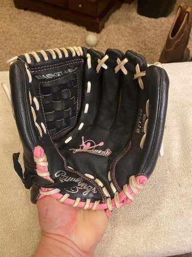Rawlings High School/College Right Hand Throw 11.5" Softball Glove