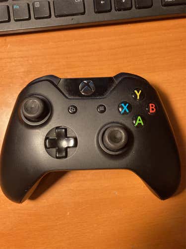 Used First Gen Xbox Controller