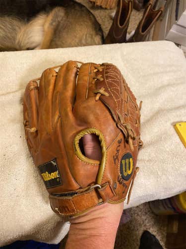 Vintage Wilson Right Hand Throw Roger Clemens 20K Edition 13" Baseball Glove