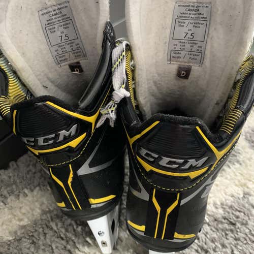 Senior CCM Super Tacks 9380 Regular Width Size 7.5 Hockey Goalie Skates