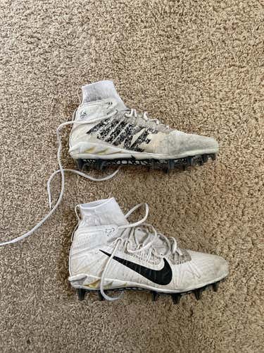 Adult Size 8.0 (Women's 9.0) Nike