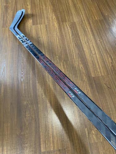2 pack - CCM Jetspeed FT3 Pro RH 75 flex P90