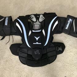 Used Junior Medium Vaughn Velocity V6 XLWJ Goalie Chest Protector