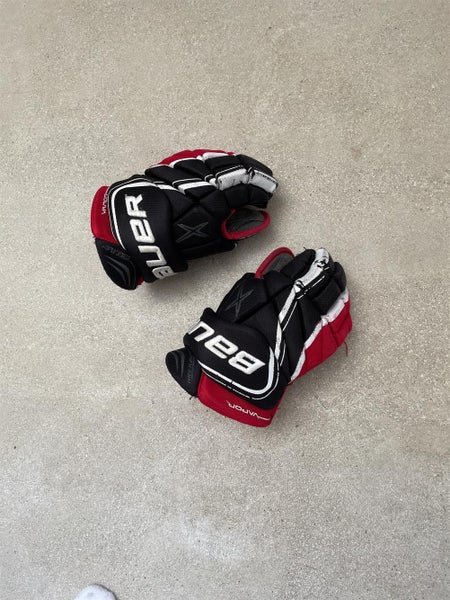 Black Junior Bauer Vapor X900 Lite 12" Gloves