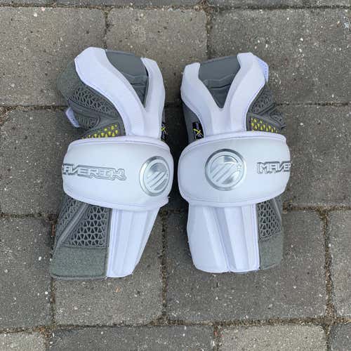 NEVER WORN BEFORE | Maverik Rome Arm Pads