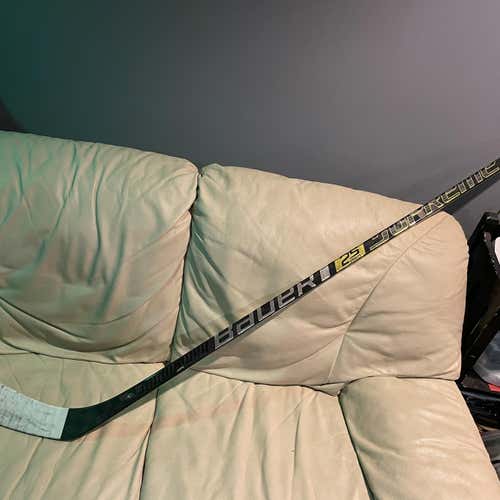 Senior Right Handed Supreme 2S Pro  Pro Stock Hockey Stick