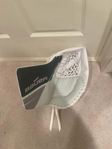 BRAND NEW Green Senior Regular Ultrasonic Pro Stock Goalie Glove