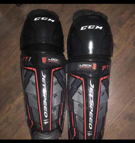 Senior CCM JetSpeed FT1 Shin Pads